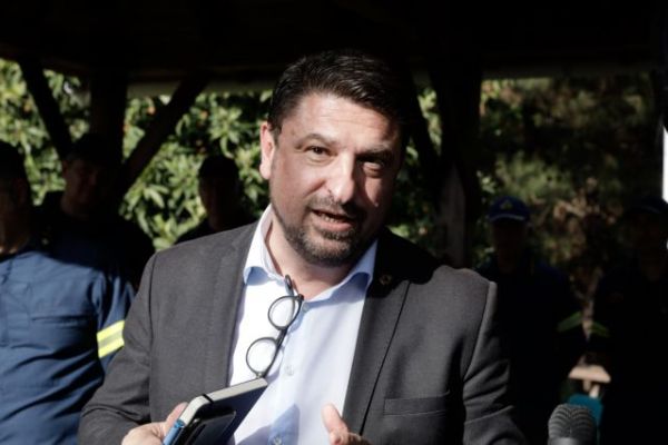 Νίκος Χαρδαλιάς: Τα όμορφα στιγμιότυπα με τις κόρες του | imommy.gr