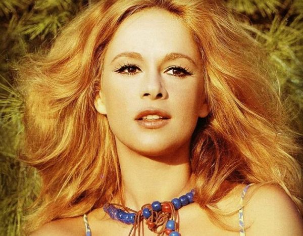 Το παρασκήνιο φωτογράφισης της Αλίκης Βουγιουκλάκη | imommy.gr