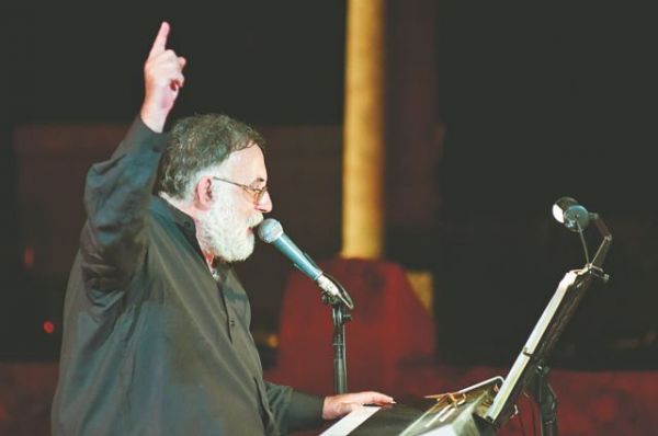 Το σπάνιο στιγμιότυπο της Αλίκης Βουγιουκλάκη και του Θάνου Μικρούτσικου | imommy.gr