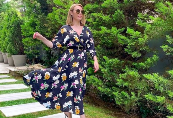 Τατιάνα Στεφανίδου : Οι υπέροχες φωτογραφίες στην Κάστο | imommy.gr