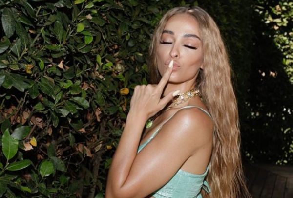 Ελένη Φουρέιρα: Ποζάρει με μαύρο μπικίνι και εντυπωσιάζει με το καλλίγραμμο κορμί της | imommy.gr