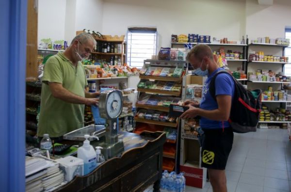 Κοροναϊός: Ανησυχία για την αύξηση των κρουσμάτων – «Καμπανάκι» για τους νέους | imommy.gr