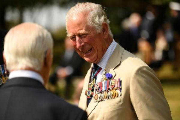 Ο πρίγκιπας Κάρολος εγκαταλείπει τη βιολογική φάρμα του | imommy.gr
