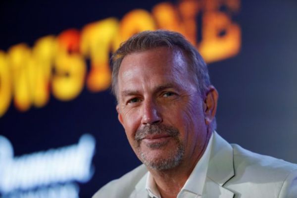 Ο Κέβιν Κόστνερ έγινε… ξεναγός | imommy.gr