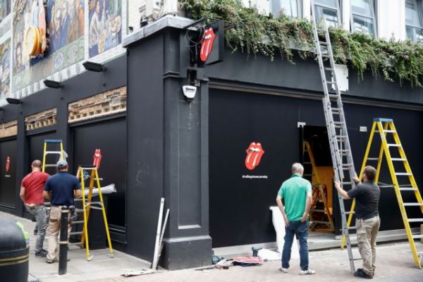 Ανοίγει στο Σόχο η πρώτη μπουτίκ των Rolling Stones στον κόσμο | imommy.gr