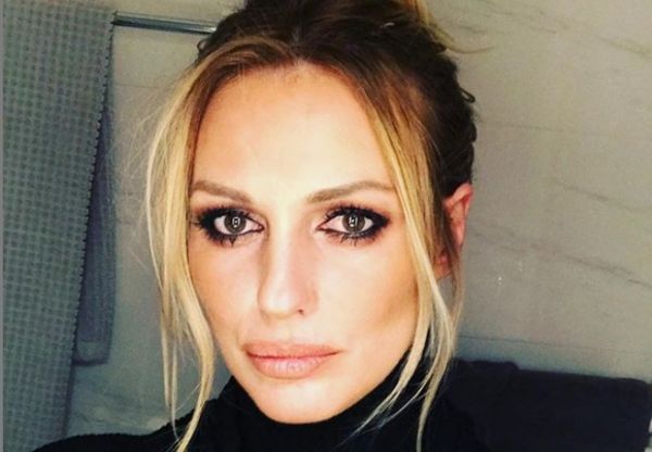 Χρυσάνθη Ντάφλα : Μυστικός γάμος για την καλλονή | imommy.gr