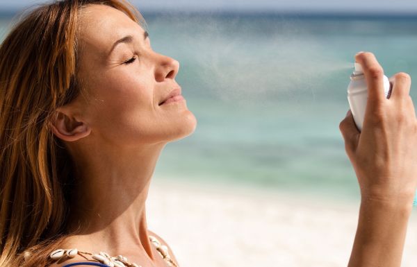 Πώς μπορούμε να χρησιμοποιήσουμε το face mist; | imommy.gr