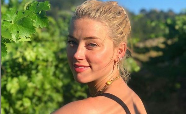 Άμπερ Χερντ: Θύελλα αντιδράσεων στα social media με τo ταξίδι της στην Κωνσταντινούπολη | imommy.gr