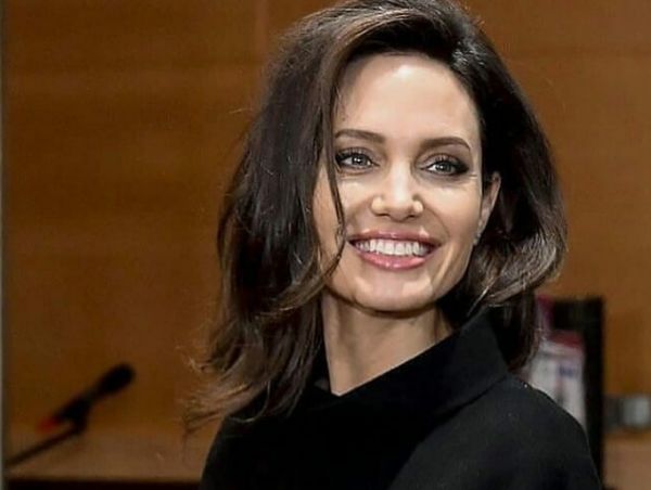 Αντζελίνα Τζολί: Στηρίζει τον αγώνα δύο αγοριών για να βοηθήσουν ανθρώπους της Υεμένης | imommy.gr