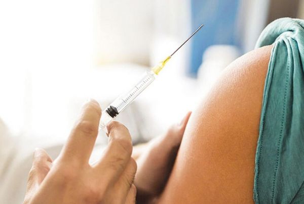 AstraZeneca: Μερική ασυλία για την διάθεσή του εμβολίου στην ΕΕ | imommy.gr