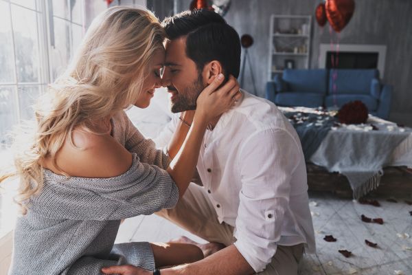 Νέοι γονείς: Πώς θα ξαναβρείτε τον ρομαντισμό στη σχέση σας | imommy.gr