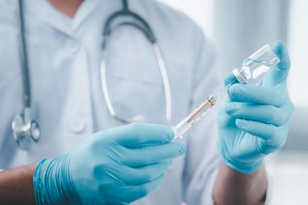 Εμβόλιο κοροναϊού: Στο τέλος του έτους θα γνωρίζουμε την αποτελεσματικότητά του | imommy.gr