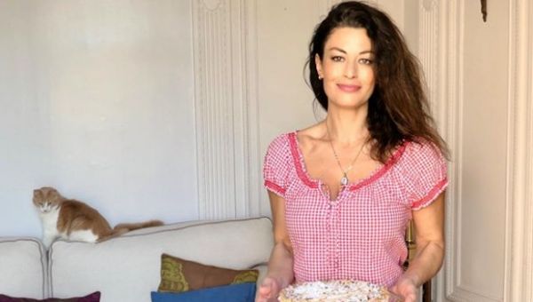 Επικό throwback: Η Δωροθέα Μερκούρη δημοσίευσε μια φωτογραφία από την πασαρέλα μαζί με την Τζένη Μπαλατσινού | imommy.gr