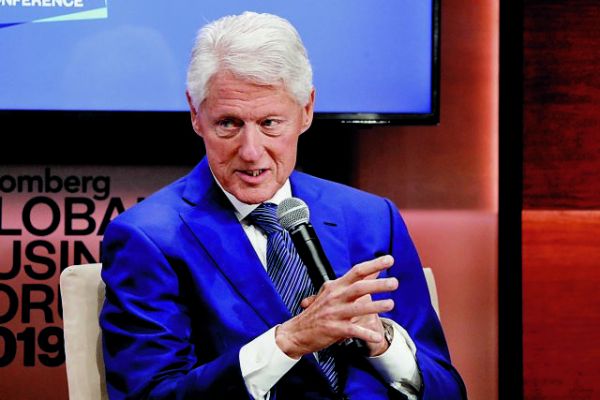 Δημόσια ερωτική εξομολόγηση από την κυρία στον κύριο Κλίντον | imommy.gr