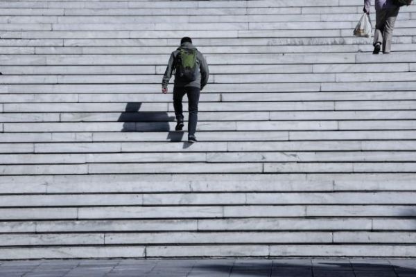 Κοροναϊός: Ταχύτερη η εξάπλωση του τώρα συγκριτικά με το πρώτο κύμα | imommy.gr