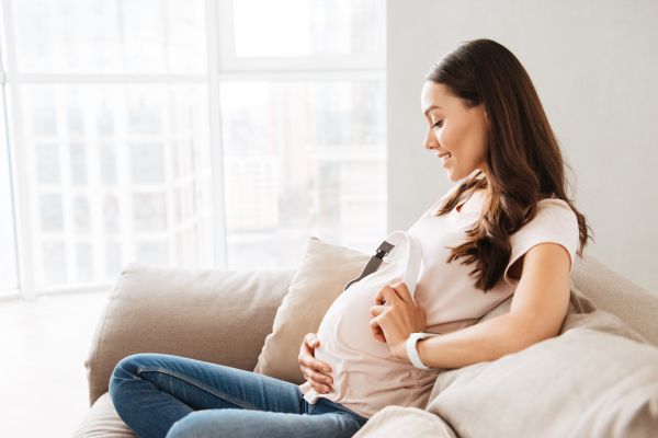 Εγκυμοσύνη: Τα οφέλη της μουσικής για το έμβρυο | imommy.gr