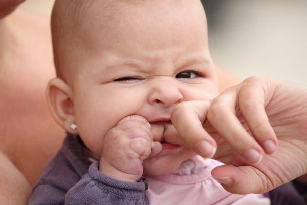 Πότε το μωρό θα κατανοήσει το «όχι»; | imommy.gr