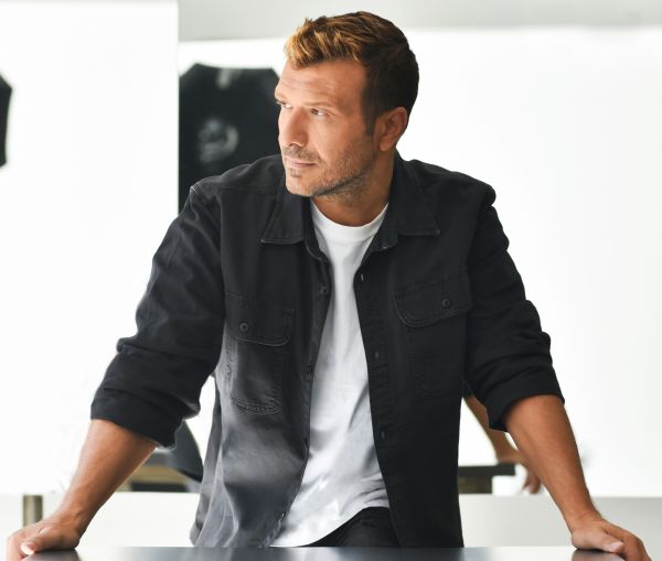 «Σπίτι με το MEGA»: Πρεμιέρα την Παρασκευή 9 Οκτωβρίου με τον Γιάννη Πλούταρχο | imommy.gr