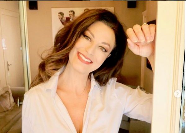 Δωροθέα Μερκούρη: Μας μαθαίνει το light κέικ καρύδας | imommy.gr