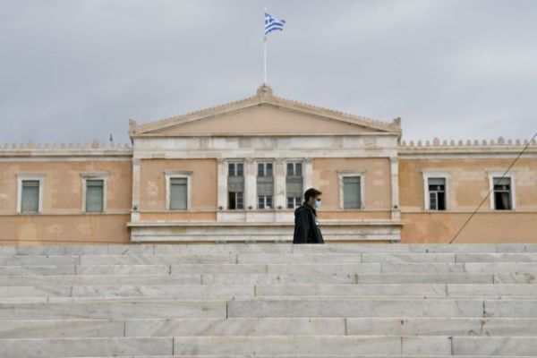 Κοροναϊός: 1698 νέα κρούσματα  – Σοκ προκαλούν οι 71 θάνατοι | imommy.gr
