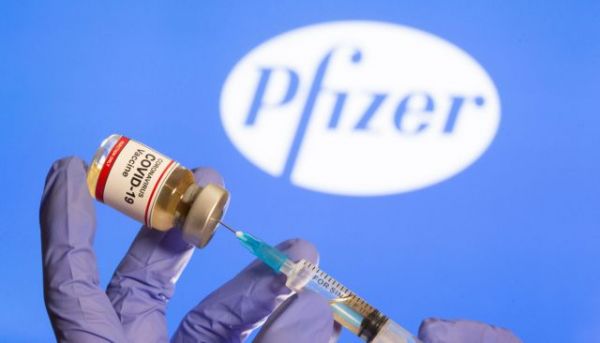 Εμβόλιο της Pfizer: «Δεν υπάρχει κάτι που να μας ανησυχεί μέχρι στιγμής» | imommy.gr