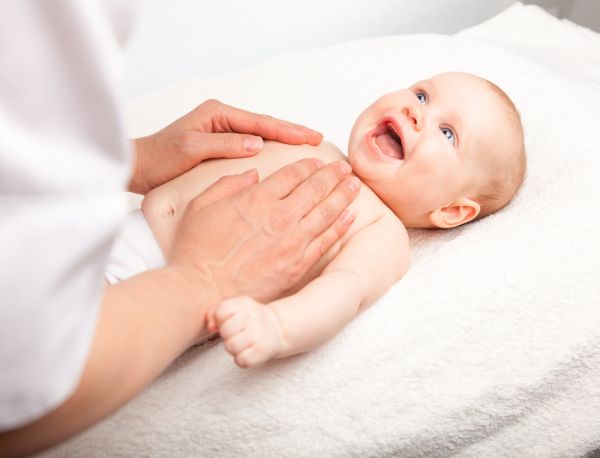 Οι υπέροχες αντιδράσεις μωρών όταν τους κάνουν μασάζ [βίντεο] | imommy.gr