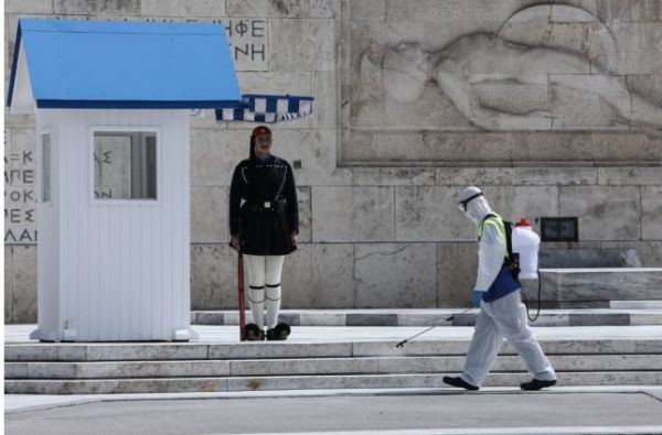 Κοροναϊός : Εντατικές δράσεις καθαρισμού και απολύμανσης στο Δήμο Αθηναίων | imommy.gr