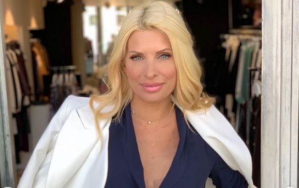 Ελένη Μενεγάκη: Αγκαλιά με την κορούλα της στο Instagram | imommy.gr