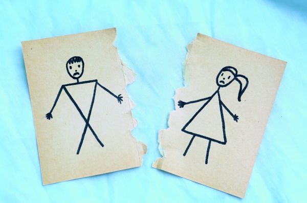 Το διαζύγιο μπορεί να έχει άμεσες επιπτώσεις στη σωματική και ψυχική υγεία | imommy.gr