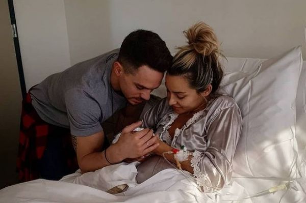 Μιλλούση-Πετρούνιας: Έγιναν για δεύτερη φορά γονείς | imommy.gr