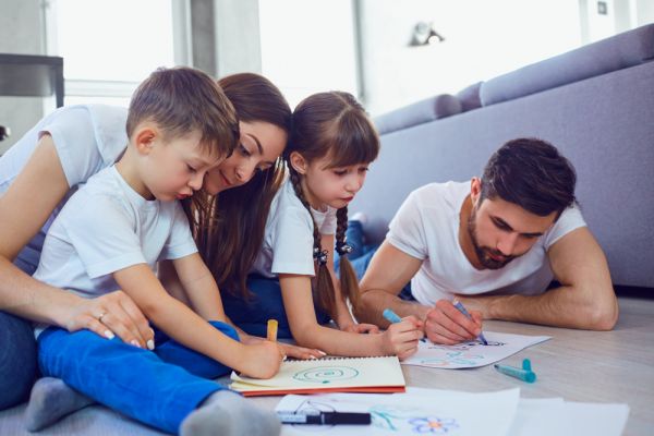 Παιχνίδια στο σπίτι για όλη την οικογένεια | imommy.gr