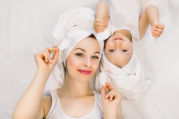 Η περιποίηση της μαμάς: Η skincare ρουτίνα που θα μας φτιάξει τη διάθεση | imommy.gr