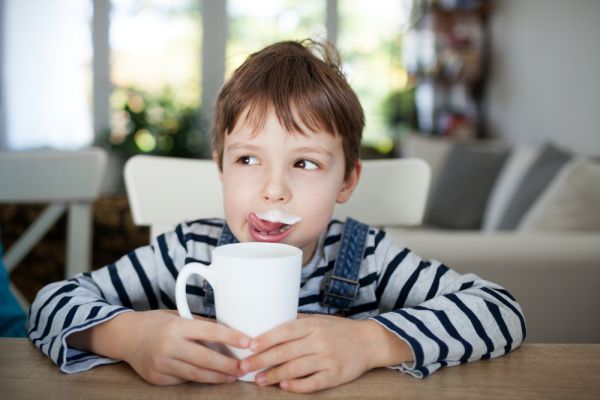 Γάλα: Τι προσφέρει στο παιδί; | imommy.gr