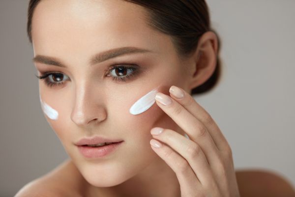 Η περιποίηση της μαμάς: Πώς θα αποκαταστήσουμε την κουρασμένη επιδερμίδα | imommy.gr