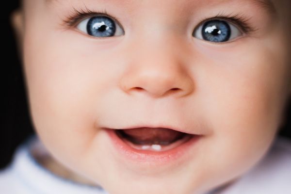 Ο σωστός τρόπος να φροντίσετε τα δόντια του μωρού | imommy.gr