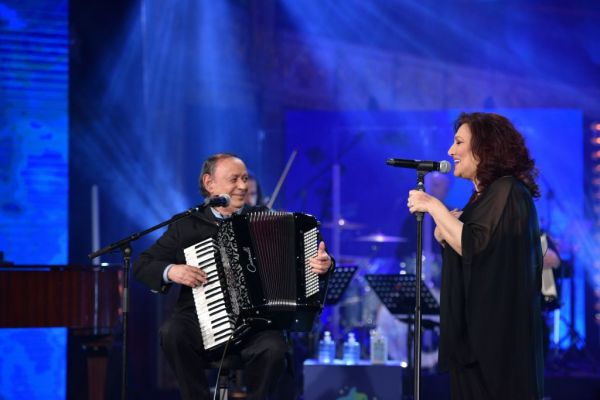 Ελένη Βιτάλη: Δείτε πρώτοι μουσικό απόσπασμα από την εκπομπή «Σπίτι με το MEGA» | imommy.gr