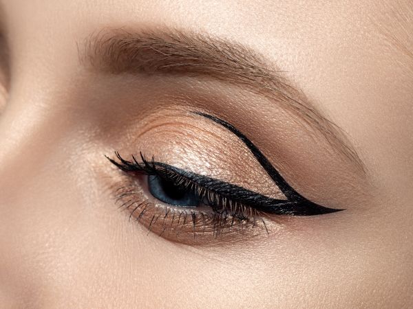 Διπλό eyeliner: Εύκολα και γρήγορα με αυτό το tip | imommy.gr