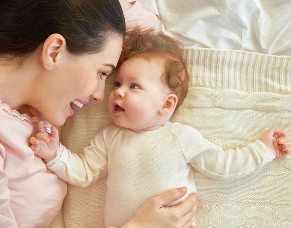 Γιατί είναι σημαντικό να χαμογελάτε στο μωρό σας | imommy.gr