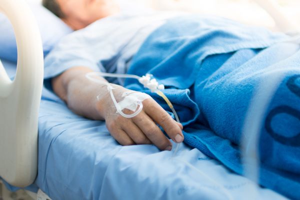 Μελέτη: Ποιοι ασθενείς κινδυνεύουν περισσότερο να πεθάνουν από κοροναϊό | imommy.gr