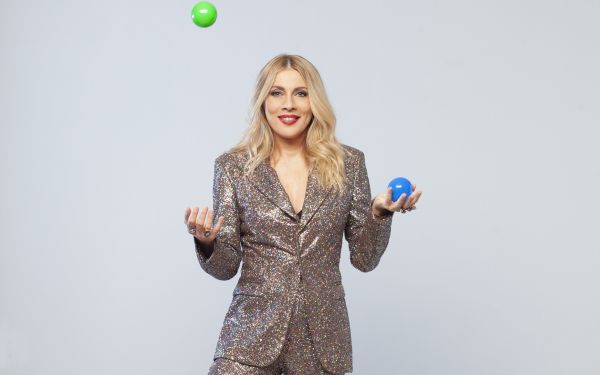 «Celebrity Game Night» με τη Σμαράγδα Καρύδη στο MEGA | imommy.gr