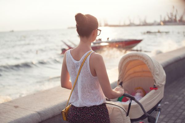 Οι απλοί τρόποι για να «καίτε» λίπος όσο περπατάτε | imommy.gr