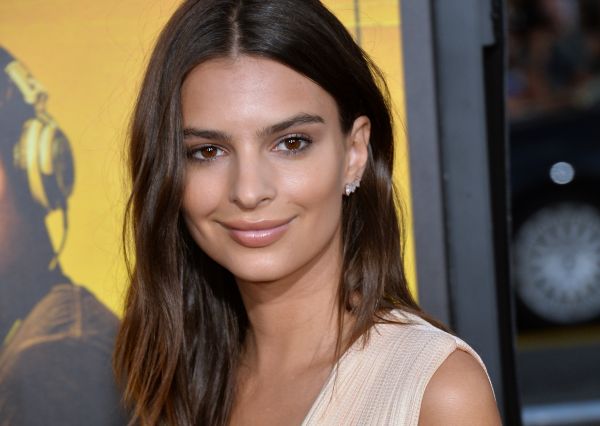 Έμιλι Ρατακόφσκι : Εντυπωσιακή στην πρώτη της έξοδο μετά τον τοκετό | imommy.gr