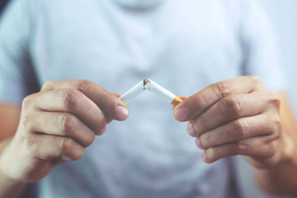 Μελέτη: Γιατί οι καπνιστές δυσκολεύονται να κόψουν το κάπνισμα | imommy.gr