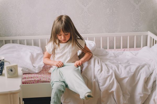 Ετσι θα μάθετε στο παιδί να ντύνεται μόνο του | imommy.gr