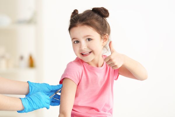 Κοροναϊός: Πότε ξεκινά ο εμβολιασμός των παιδιών | imommy.gr