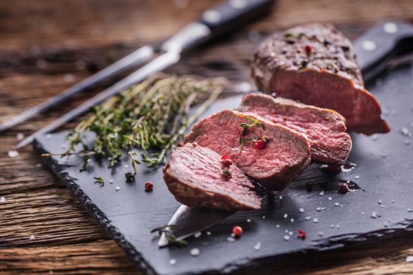 Φιλέτο μοσχαρίσιο με σάλτσα πιπεριού | imommy.gr