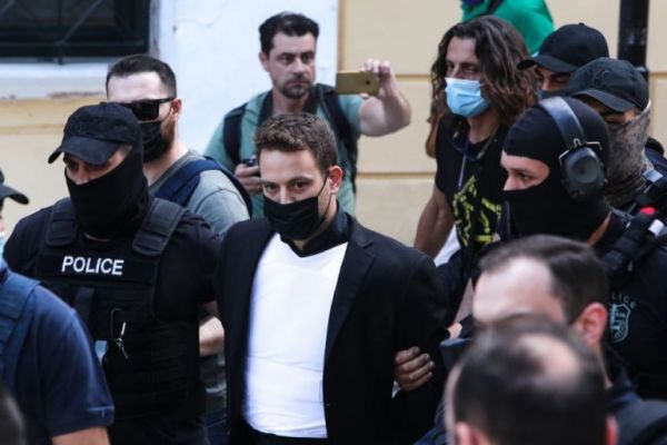 Γλυκά Νερά: Την από κοινού επιμέλεια ζητούν οι γονείς του συζυγοκτόνου | imommy.gr