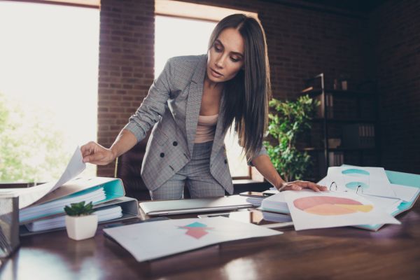 Απλοί τρόποι να έχουμε ευεξία ενώ εργαζόμαστε | imommy.gr