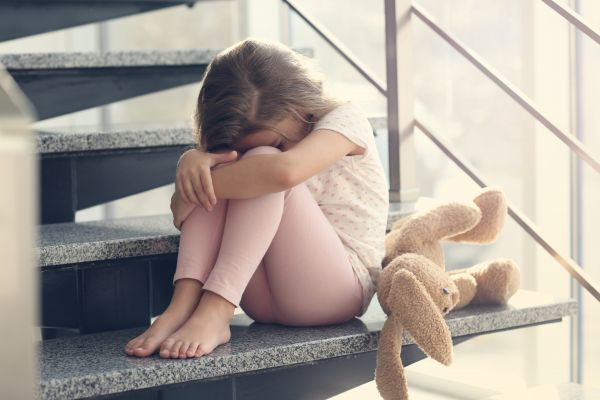 Παιδική κακοποίηση: Τα σημάδια που την προδίδουν | imommy.gr