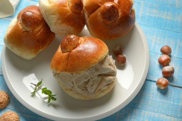 Ψωμάκι brioche με παγωτό | imommy.gr